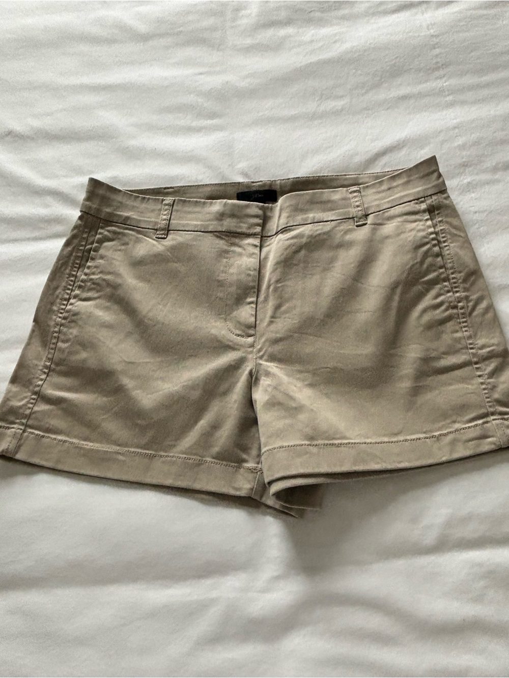 EUC! J.Crew Chino Short 4”